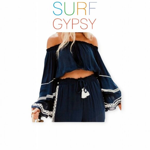 Surf Gypsy Boho Bell Sleeve Navy Top size S - Picture 1 of 9